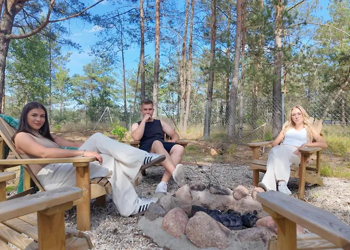 펜션 Chatki Na Kaszubach